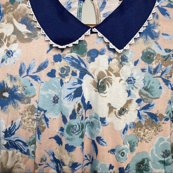 🔥SOLD🔥 Peach Floral Boutique Top Small - Picture 5 of 8